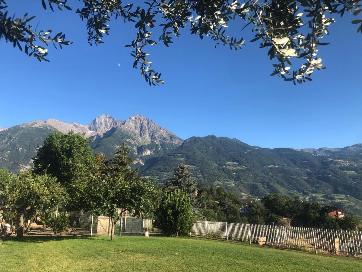 Villa Mara - Aosta - 200 Mq - Wifi - Jacuzzi - Parcheggio - Giardino Exterior photo
