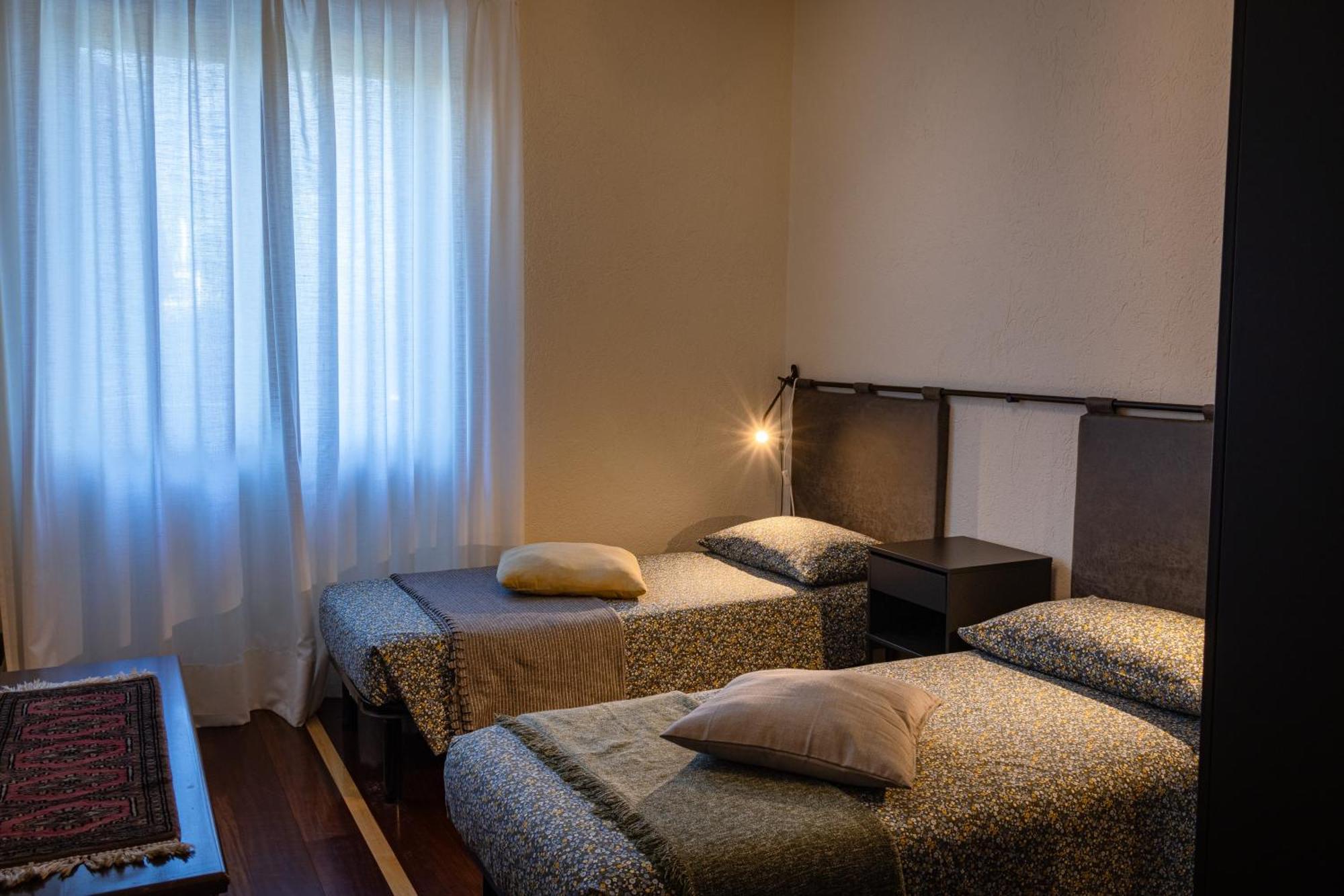 Villa Mara - Aosta - 200 Mq - Wifi - Jacuzzi - Parcheggio - Giardino Exterior photo